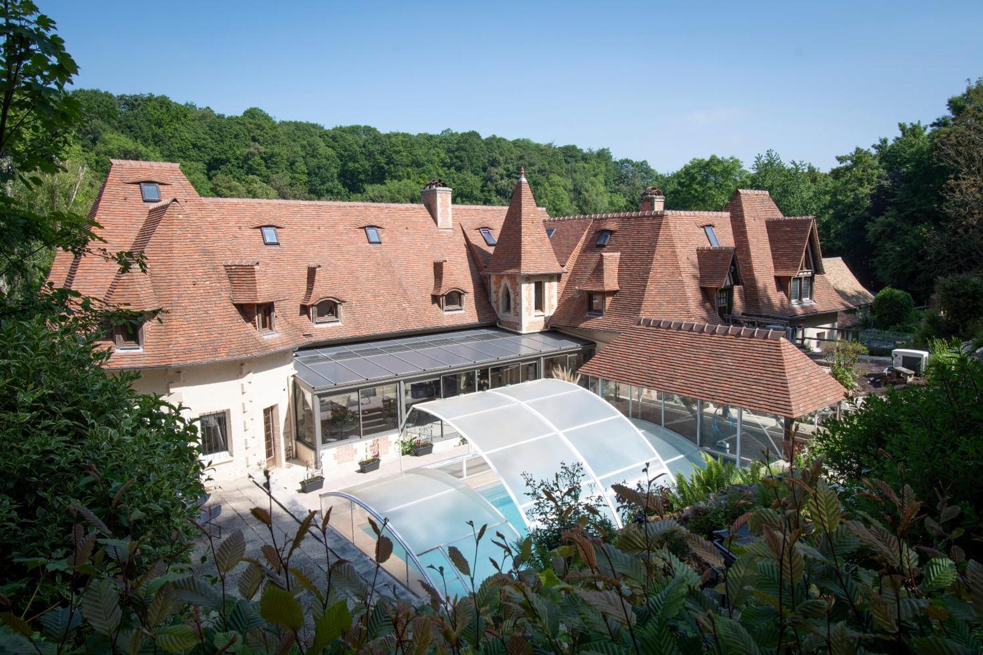 Le Prieure Des Fontaines Hotel Les Preaux Exterior photo